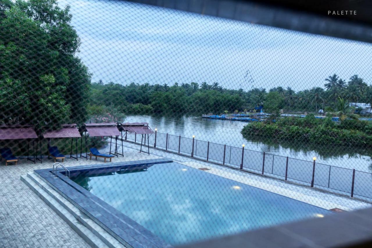 Grand Ayur Island Hotell Perumbalam Eksteriør bilde